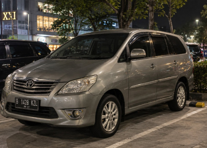 Innova Luxury 2012 Bekas, Masih Layak untuk Keluarga?