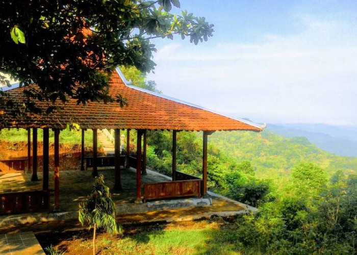 Petilasan Gunung Gambar: Tempat Pertapaan Mangkunegara I yang Menyimpan Rahasia Perang Melawan Belanda!