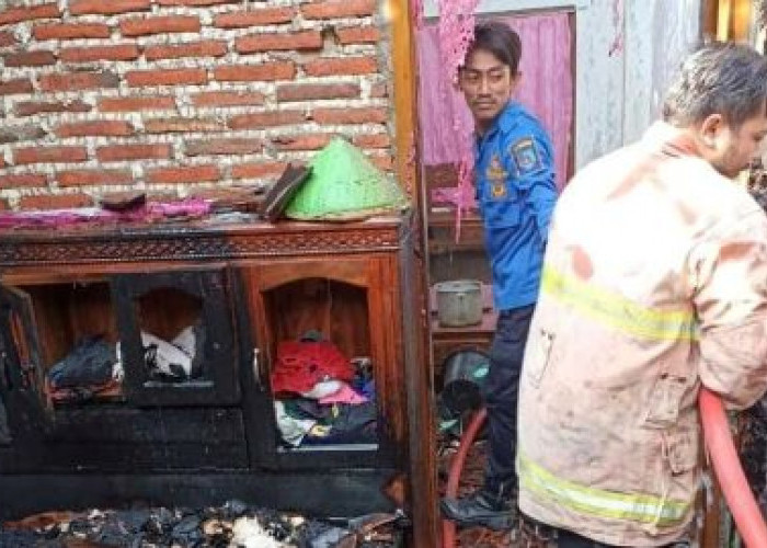 Korsleting Listrik, Rumah Warga Kreman Kabupaten Tegal Ludes Terbakar  