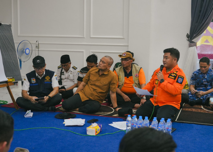 Gubernur Jateng dan Bupati Pastikan Langkah Penanganan Darurat Atasi Tanah Bergerak di Tegal