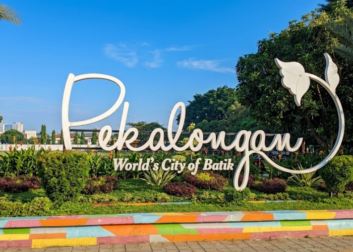 Bukan Sekadar Taman Kota, Ini 10 Aktivitas Menarik di Alun-Alun Pekalongan yang Bikin Betah