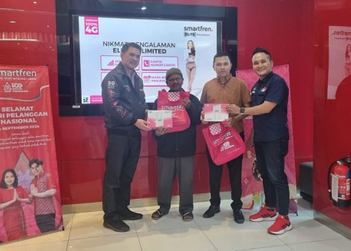 Smartfren Berikan Hadiah Bagi Pelanggan Setia di Semarang, Peringati Hari Pelanggan Nasional dan HUT Smartfren