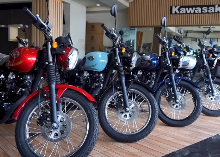 Perbandingan Yamaha XSR 155 VS Kawasaki W175, Lebih Milih Modern atau Klasik?