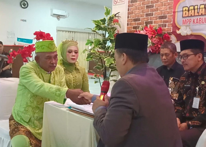 Asyik Nih! Pemkab Brebes Fasilitasi 5 Pasangan Pengantin Nikah Gratis di MPP