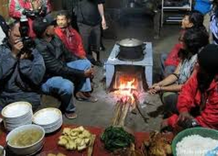 Fakta Unik Suku Tengger Di  Desa Ngadas Malang, Ada Tradisi Pawonan  Jamu Tamu Di  Dapur 