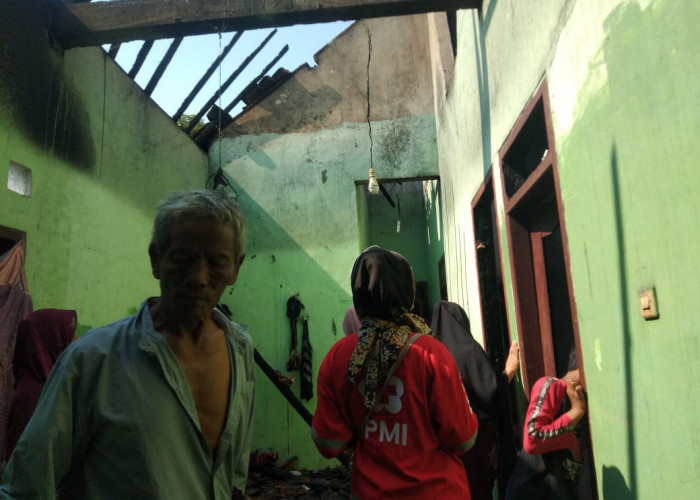 Kipas Angin Konslet, Satu Rumah di Pantura Tegal Terbakar