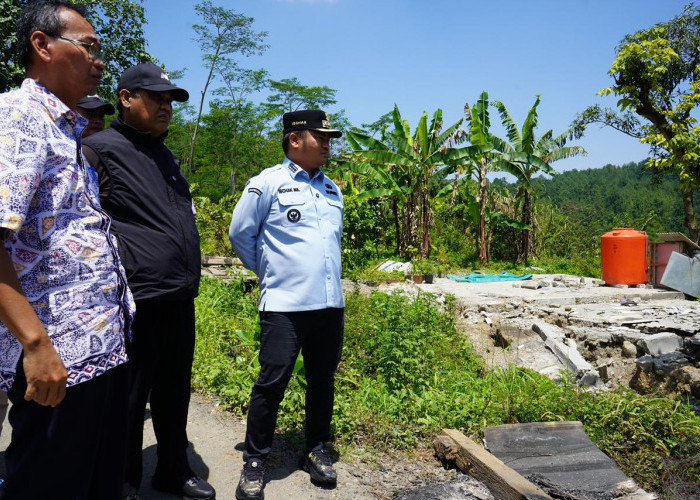 Perbaikan Jalur Clirit Arah Wisata Guci Tegal Dikebut, Bupati Targetkan Rampung Sebelum Mudik