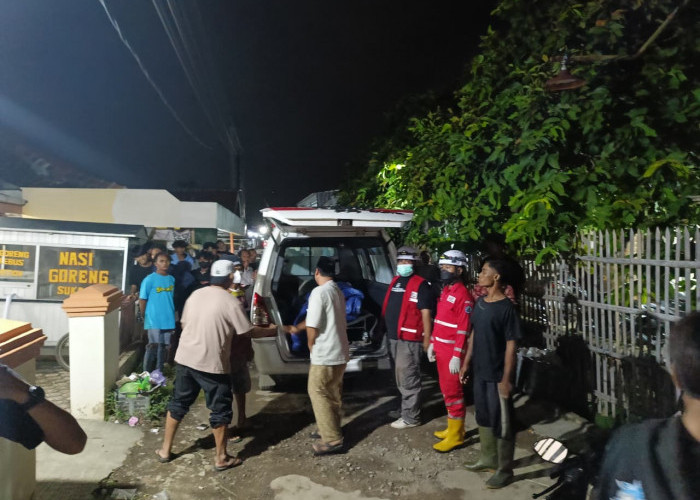 Jenazah ABK Brebes yang Jatuh ke Laut di Perairan Laut Jawa Tiba di Rumah Duka