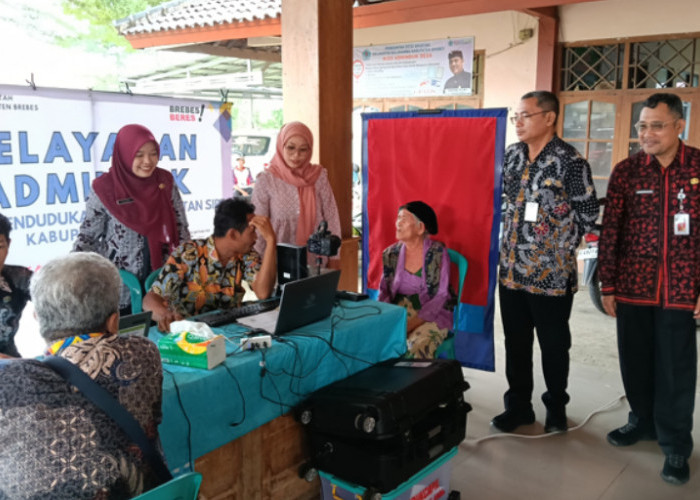 Disdukcapil Sosialisasikan Layanan Adminduk di Brebes Gratis