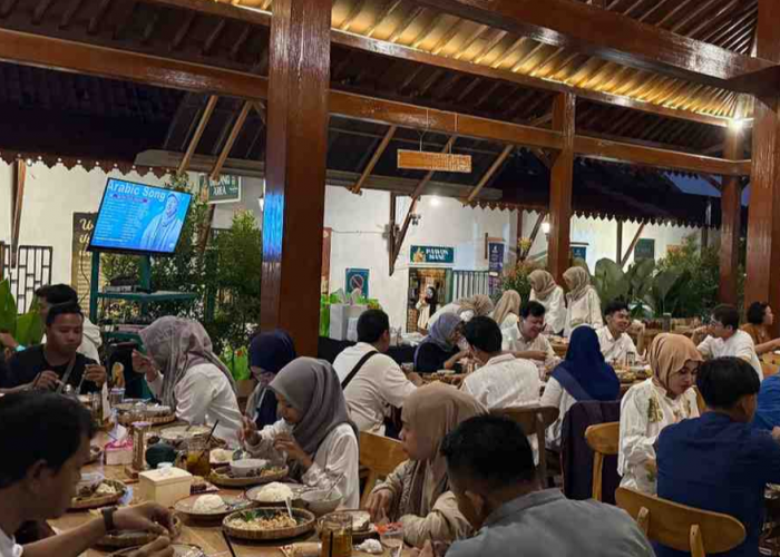 6 Tempat Makan Siang yang Enak di Tegal Paling Ramah Kantong