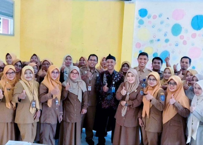 Bukan Cuma Mengajar, Guru SD di Tegal Kini Dibekali ilmu BK Khusus!