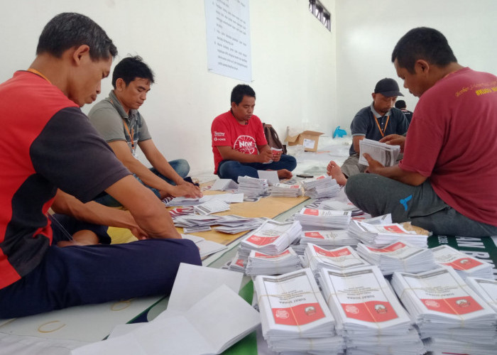 1.570 Surat Suara Pemilu 2024 Rusak Ditemukan PPK Bumiayu Brebes, Terbanyak DPRD Provinsi 