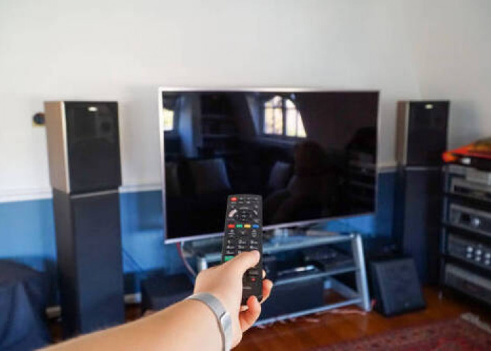 4 Pilihan Merk Smart TV Ukuran 43 Inch Terbaik, Fitur-fitur Kekiniannya Pas untuk Sarana Hiburan Keluarga