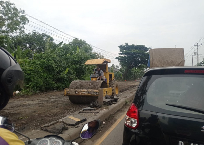 Jalan Pantura Kabupaten Tegal Macet Total, Bina Marga Jateng: Perbaikan Selesai H-15 Lebaran