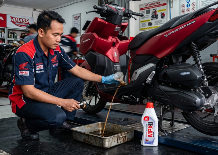 7 Oli yang Cocok untuk Motor Honda Matic: Bikin Tarikan Enteng, Mesin Adem, dan Bensin Irit!