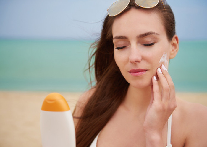 Waktu yang Tepat untuk Menggunakan Sunscreen agar Khasiatnya Bekerja Optimal