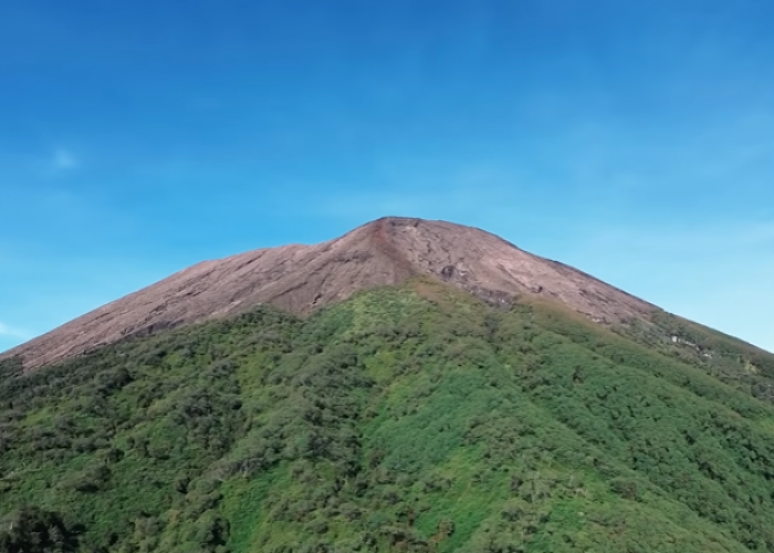 Mengungkap Sejarah Pembentukan Gunung Slamet, Peneliti Jerman sampai Daki 2 Kali