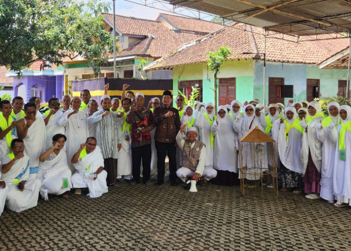 Bimbingan Manasik Terintegrasi Ditutup, Jemaah Haji asal Brebes Praktik Haji