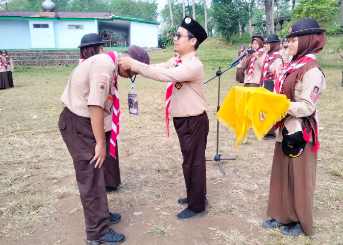 Bangkitkan Jiwa Kepemimpinan dan Kebersamaan, MTs Model Ihsaniyah Sukses Gelar Perkemahan 3 Hari 2 Malam