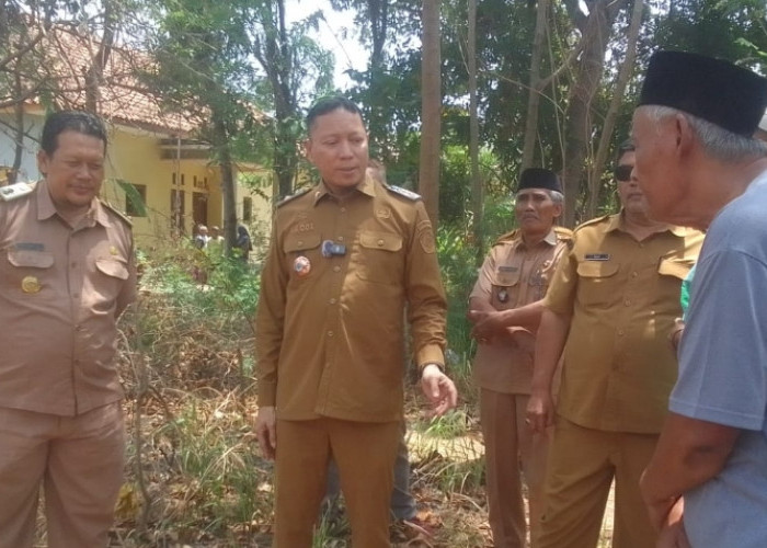 Tindaklanjuti Instruksi Bupati, Dinperwaskim Tinjau Rumah Korban Pembacokan di Brebes