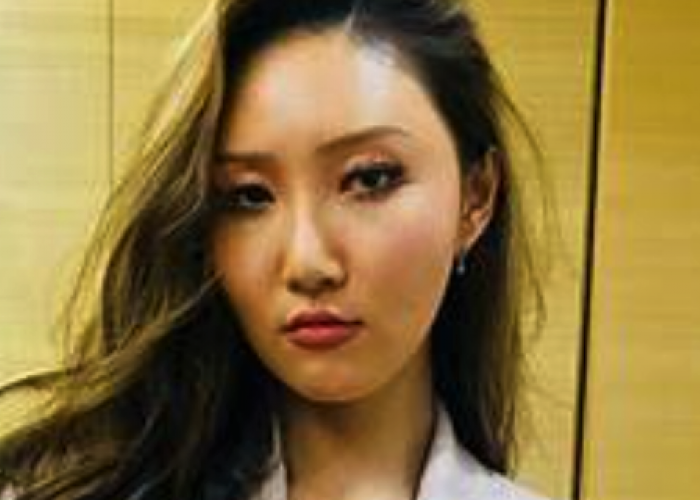 Daebak! 5 Idol Ini Patahkan Standar Kecantikan Korea yang Bikin Menganga