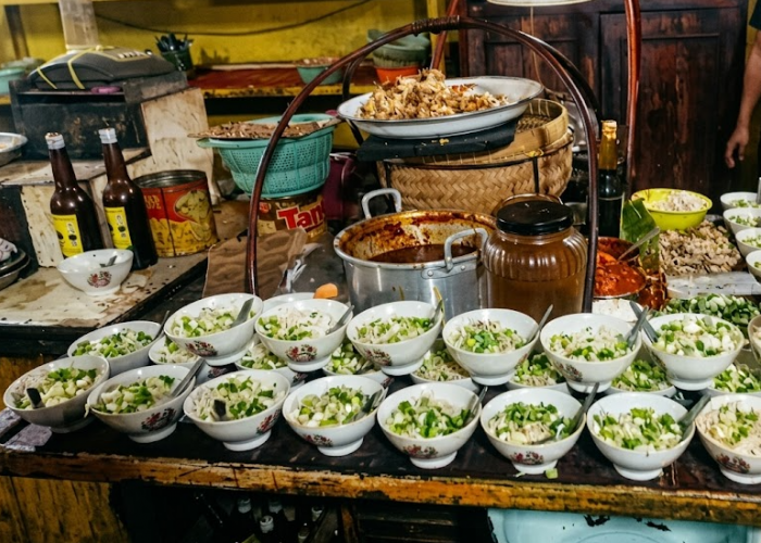 7 Tempat Kuliner Dekat Exit Tol Tegal, Cocok untuk Istirahat dan Mengisi Perut saat Perjalanan