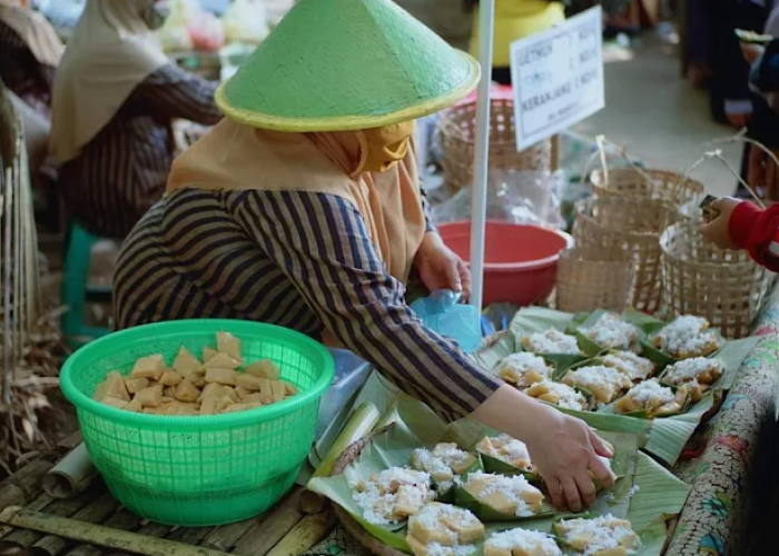 7 Wisata Pasar Unik di Jawa Tengah 2025, Salah Satunya Pasar Slumpring Tegal