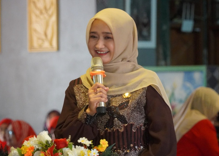 Edukasi Etika Digital: Wakil Wali Kota Tegal Dorong Perempuan Bijak Bermedia Sosial