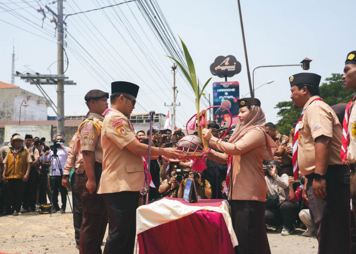 Estafet Tunas Kelapa 2026 Tiba di Tegal, Bupati Ischak Gaungkan Semangat Ngopeni dan Ngelakoni