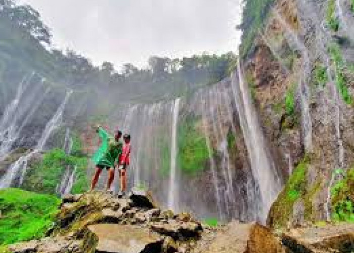 Mitos Air Terjun Tumpak Sewu: Konon Airnya Bisa Bikin Awet Muda Selamanya