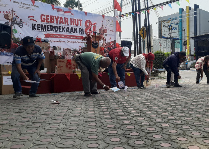 Kemeriahan HUT ke-81 RI di Tegal: Pengusaha Sarung Ekspor Gelar Lomba Kipas Sate Unik untuk Karyawan