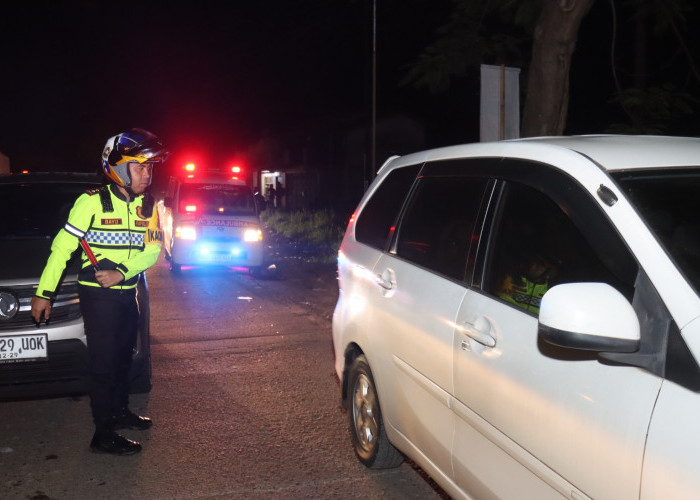 Puncak Arus Mudik, Kapolres Tegal Turun Langsung Urai Kemacetan Hingga Brebes