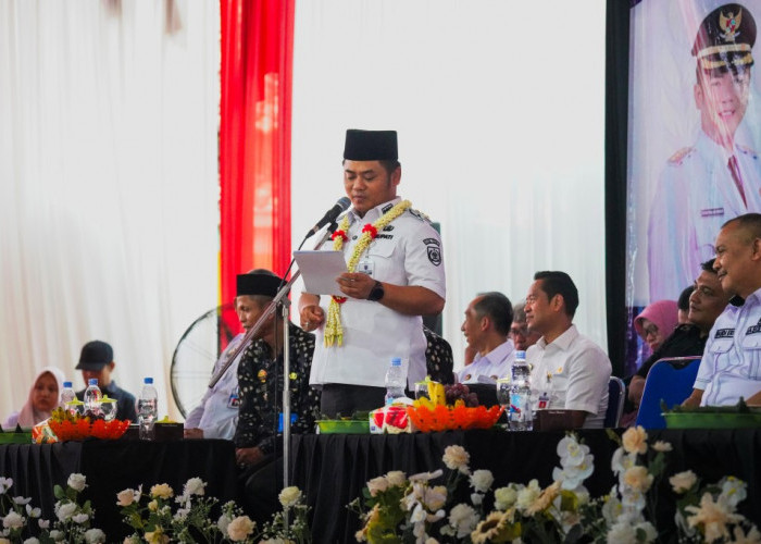 Bupati Tegal Respon Keluhan Warga yang Kehilangan Tanahnya Karena Tergerus Aliran Sungai