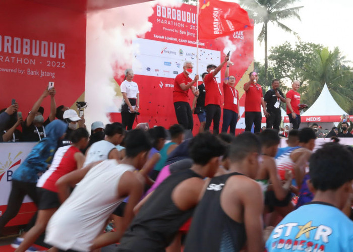 Ganjar Lepas Borobudur Marathon 2022: yang Pecah Rekor Nasional Saya Kasih Bonus Rp50 Juta