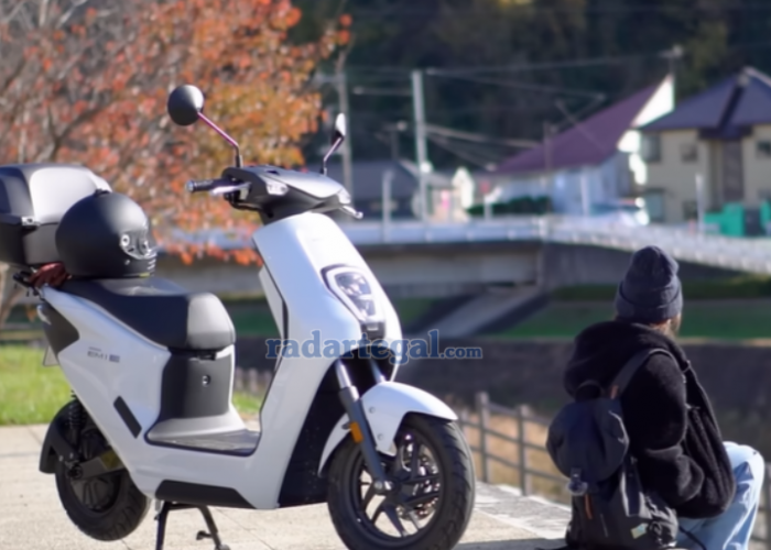 Motor Listrik Honda EM1 e: PLUS Lebih Kencang dari Vario 160? Simak Uji Kecepatannya