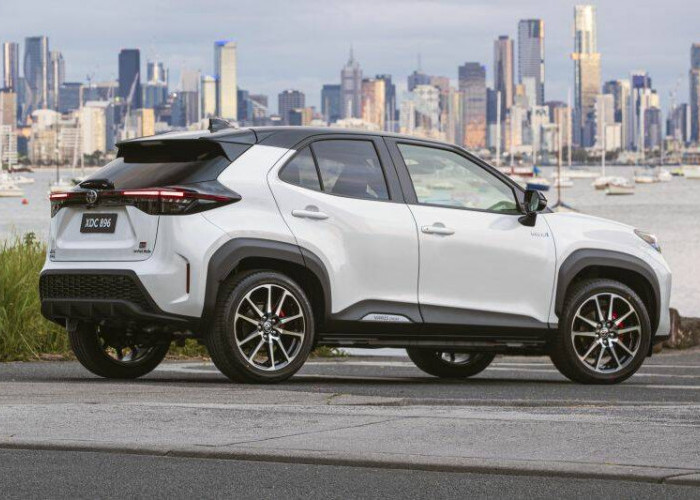 Adopsi Gaya SUV Hybrid Elektrik, Spesifikasi Mobil Terbaru Toyota Yaris Cross 2024 dengan Desain Lebih Kokoh 