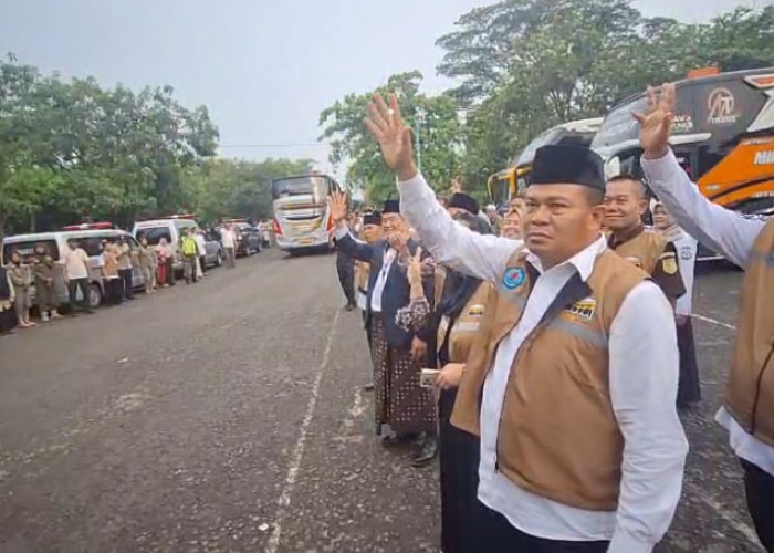 Hadiri Pelepasan Calon Haji, Ketua DPRD Brebes Berharap Bisa Berjalan Lancar