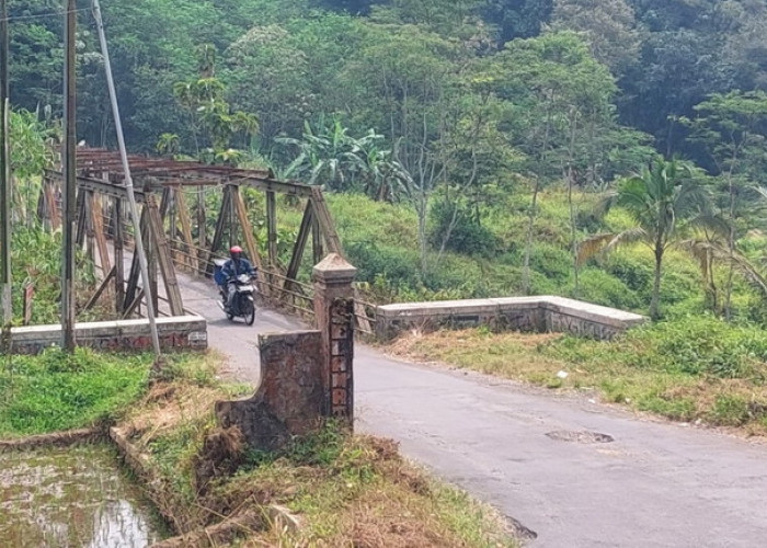 Rusak dan Rawan Ambruk, Jembatan Kalierang Tegal Tak Tersentuh Perbaikan Sejak 10 Tahun Lalu