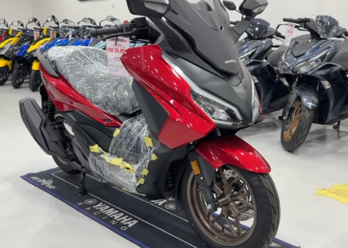 4 Fitur Eksklusif Honda Forza, Skutik Maxi Premium Kekinian