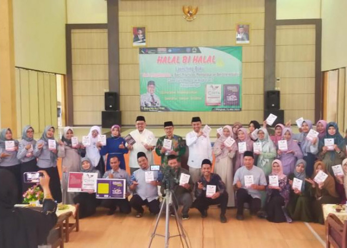 Komunitas Calon Guru Penggerak Launching 2 Buku Maha Karya