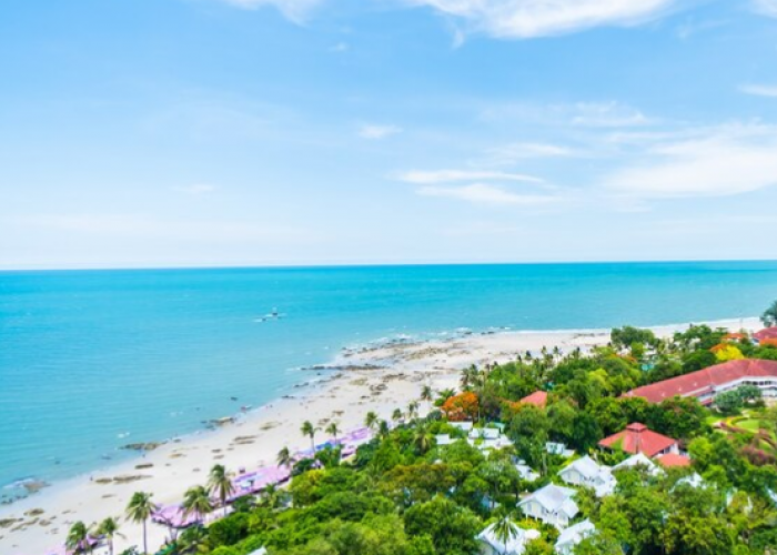 Rekomendasi Hotel Terdekat dari Pantai Pasir Kencana, Libur Nataru jadi Hemat di Pekalongan