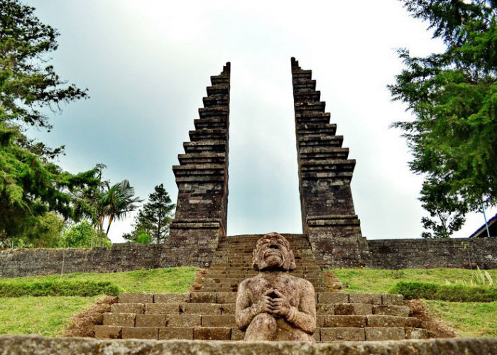 6 Misteri dan Mitos Candi Cetho, Pesona Mistis yang Memikat di Jawa Tengah