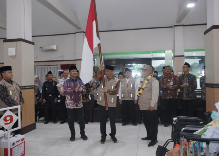 Kepulangan Kloter 1 SOC Embarkasi Solo: Dua Jemaah Haji Asal Tegal Wafat di Makkah