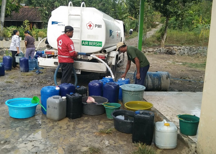 Sudah Hujan, Desa Karanganyar Kabupaten Tegal Masih Kekeringan Hingga Butuh Bantuan Air Bersih 