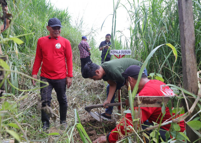 Ketua DPRD Jateng Sumanto Ajak Warga Desa di Karanganyar Manfaatkan Potensi Pertanian dan Pariwisata