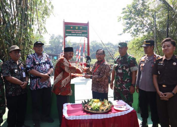 Sempat Putus Akibat Luapan Sungai Comal Pemalang, Jembatan Perintis Garuda Akhirnya Selesai Dibangun