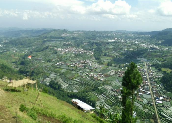 Rekomendasi Wisata Alam Sejuk di Tegal, Ada Kolam Renang Air Hangat