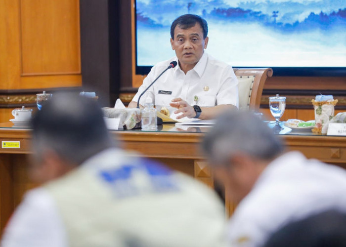 Tangani Banjir di Semarang, Gubernur Jateng Minta Pengerukan Kolam Retensi Terboyo Dipercepat