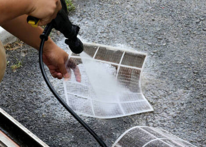 8 Cara Membersihkan Filter AC Mandiri, Lakukan dengan Hati-hati Supaya Tidak Merusak Komponen Lainnya