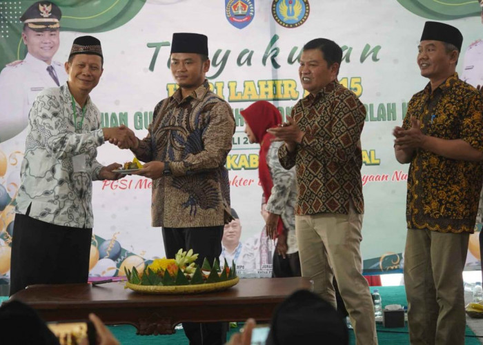Bupati Ischak Ajak Guru Swasta Sukseskan Program Sadesa Kabupaten Tegal 